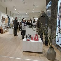 Ecco opens its largest store