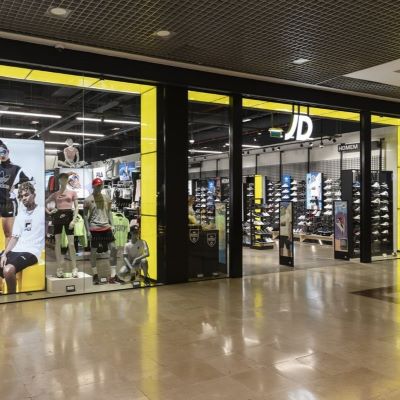 JD Sports improves full year outlook 