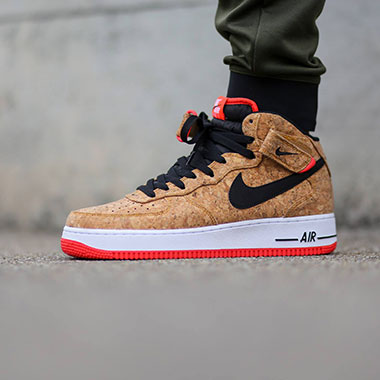 Cork and footwear a perfect mixture