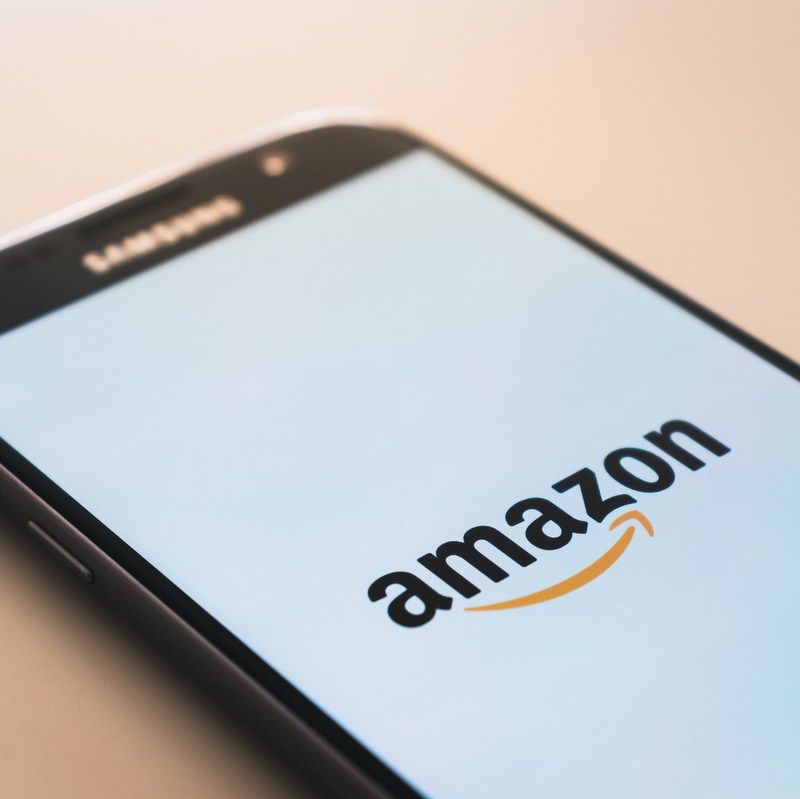 Amazon launches clothing customization service 