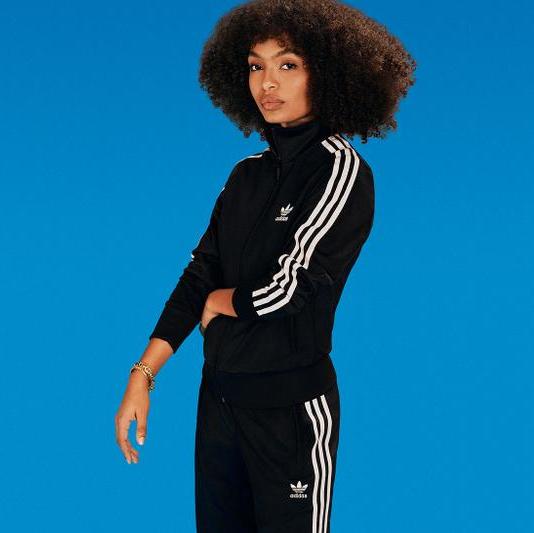 adidas expects strong 2021 recovery as growth returned in fourth quarter of 2020 adidas expects strong 2021 recovery as growth returned in fourth quarter of 2020