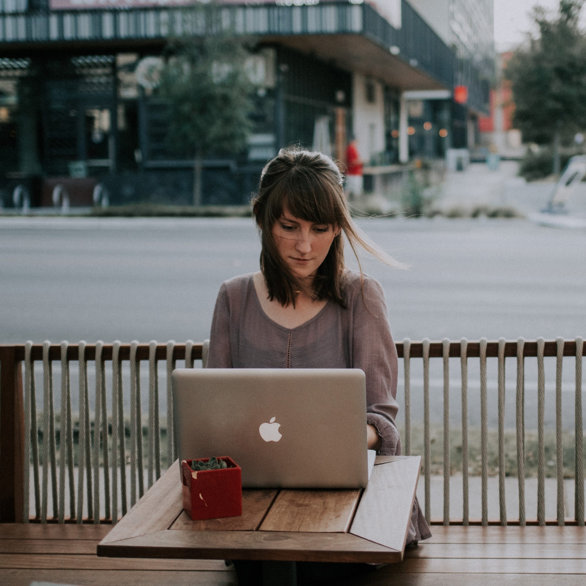 UK: online retail growth in freefall in May