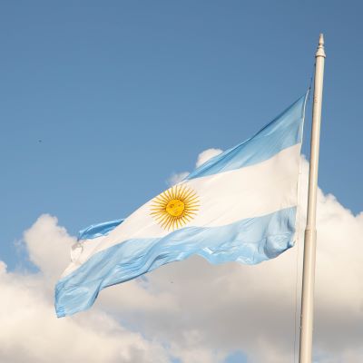 Argentina enforces restrictions on footwear imports 