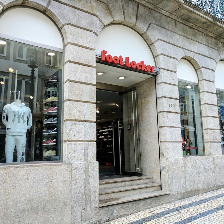 Foot Locker appoints EVP Global Lockers and Champs Sports