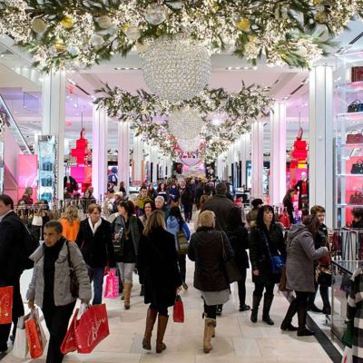 US holiday sales to grow at a slower pace 