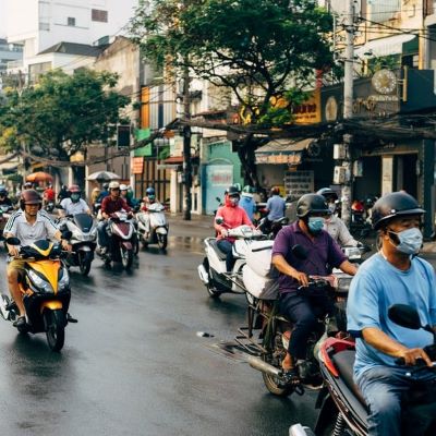 How To Cross The Street In Vietnam - It Really Works!