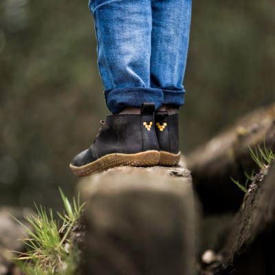 Vivobarefoot partners with kids wear rental service Bundlee