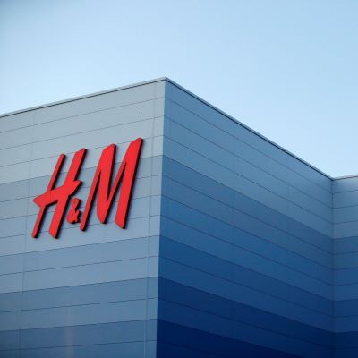 H&M anticipates 'flattish' sales 