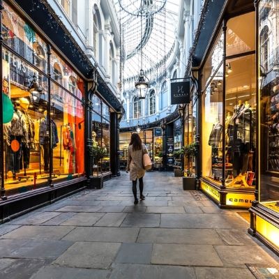 UK retail sales fell more than expected in September