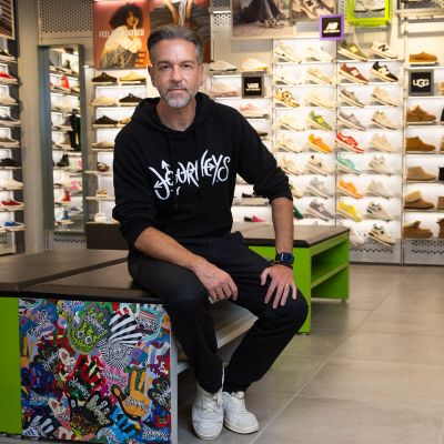 Genesco establishes global retail organisation to strengthen consumer focus