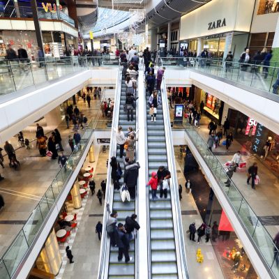 UK retail sales pick up in January