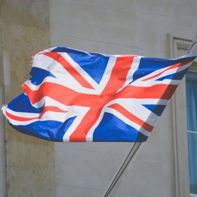UK consumer sentiment experiences biggest quarterly fall since summer 2022