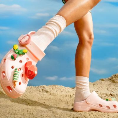 Crocs raises full-year outlook